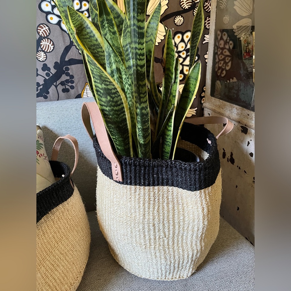 Woven Sisal Basket with Leather Handles - Picture 2 of 10